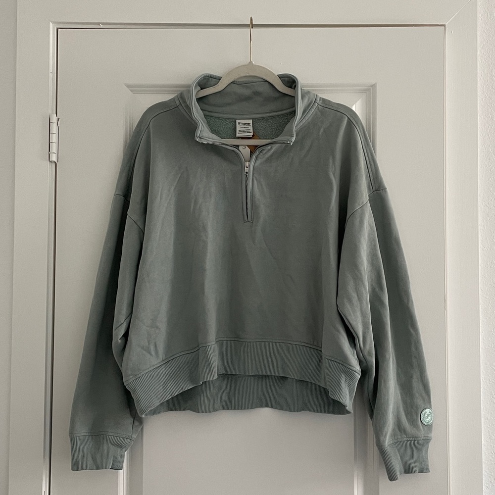 Pink Victoria’s Secret Half Zio Sweatshirt Washed Look Sage Green Beach Coastal